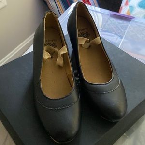 Flamenco black shoes